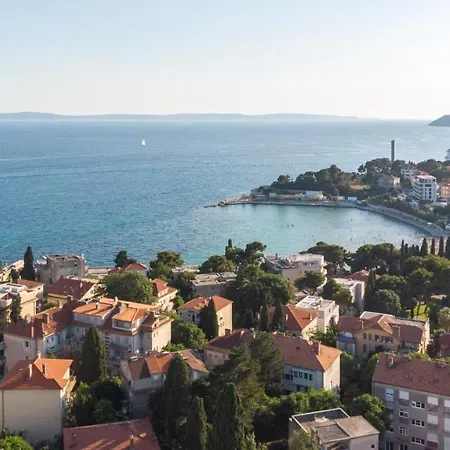 Private House With Garden Near The Bacvice Beach - Ksenia Apartment Split