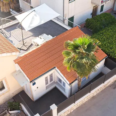 Private House With Garden Near The Bacvice Beach - Ksenia * Split