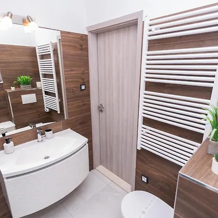 Apartment Private House With Garden Near The Bacvice Beach - Ksenia