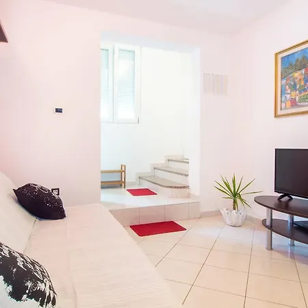 Private House With Garden Near The Bacvice Beach - Ksenia *